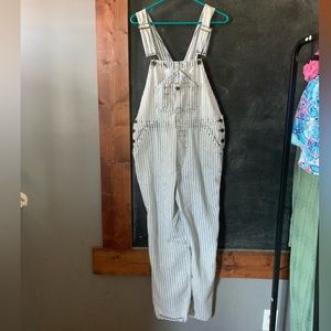 Faherty Topsail overall size M euc